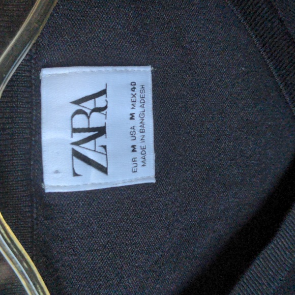 Zara men's V-neck knit sweater size M - Picture 2 of 3